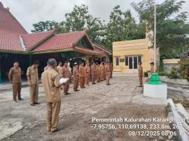 KOORDINASI RUTIN DAN APEL  PAGI HARI SENIN 08 DESEMBER 2025 DI KALURAHAN KARANGMOJO